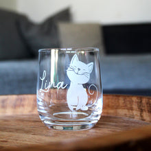 Laden Sie das Bild in den Galerie-Viewer, Trinkglas mit Name