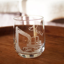 Laden Sie das Bild in den Galerie-Viewer, Trinkglas mit Name