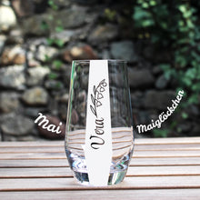 Carica l'immagine nel visualizzatore di Gallery, Wasserglas Geburtsblume