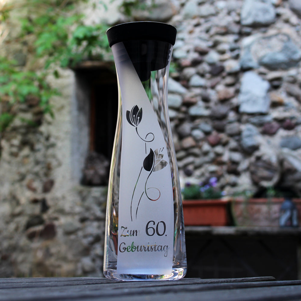 Wasserkaraffe mit Ausgießer